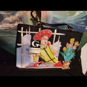 Black Artistic Women's Tote Bag